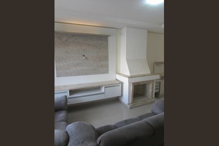 Sala de casa à venda com 2 quartos, 122m² em Guarujá, Porto Alegre