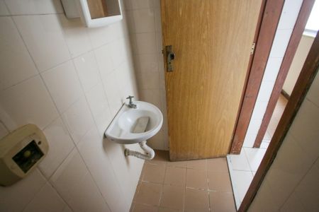 Apartamento à venda com 136m², 2 quartos e 1 vagaBanheiro de Serviço