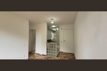 Sala de apartamento para alugar com 2 quartos, 36m² em Jardim das Oliveiras, Itaquaquecetuba