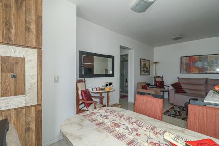 Sala de apartamento à venda com 2 quartos, 67m² em Bom Jesus, Porto Alegre