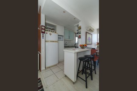 Apartamento à venda com 67m², 2 quartos e 1 vagaCozinha