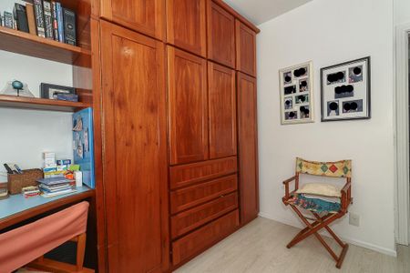 Apartamento à venda com 67m², 2 quartos e 1 vagaQuarto 2