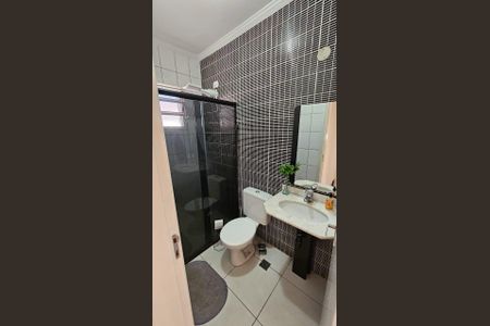Casa de condomínio à venda com 82m², 3 quartos e 2 vagas Casa de condomínio à venda com 82m², 3 quartos e 2 vagasBanheiro