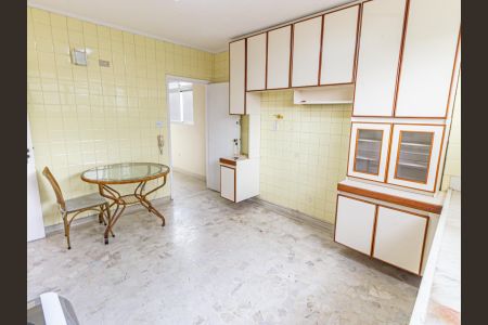 Apartamento à venda com 180m², 3 quartos e 1 vagaCozinha
