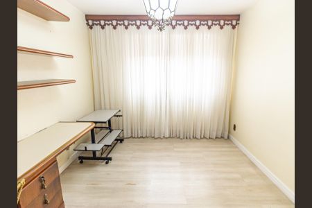 Apartamento à venda com 180m², 3 quartos e 1 vagav