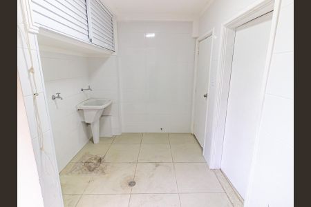 Apartamento à venda com 180m², 3 quartos e 1 vagaÁrea de Serviço