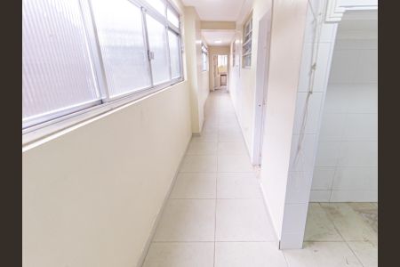 Apartamento à venda com 180m², 3 quartos e 1 vagaÁrea de Serviço