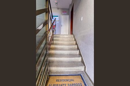 Apartamento para alugar com 48m², 2 quartos e 1 vaga Apartamento para alugar com 48m², 2 quartos e 1 vagaHall de entrada