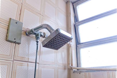 Apartamento para alugar com 48m², 2 quartos e 1 vaga Apartamento para alugar com 48m², 2 quartos e 1 vagaBanheiro