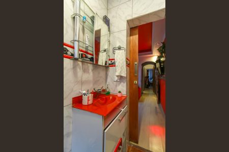 Casa à venda com 100m², 2 quartos e 1 vagaBanheiro