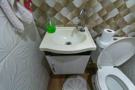 Casa à venda com 100m², 2 quartos e 1 vagaLavabo