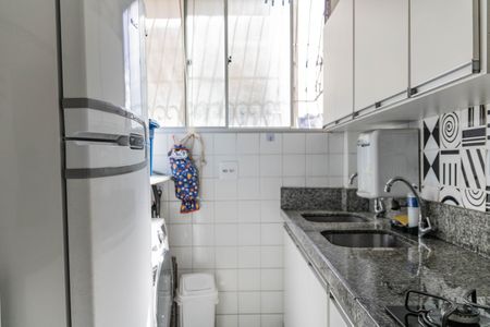 Apartamento à venda com 55m², 2 quartos e 1 vagaCozinha