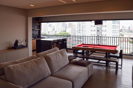 Apartamento para alugar com 124m², 3 quartos e 2 vagas Apartamento para alugar com 124m², 3 quartos e 2 vagasVaranda