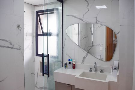 Apartamento para alugar com 124m², 3 quartos e 2 vagas Apartamento para alugar com 124m², 3 quartos e 2 vagasBanheiro