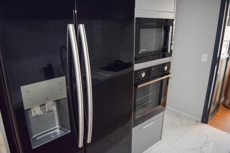 Apartamento para alugar com 124m², 3 quartos e 2 vagas Apartamento para alugar com 124m², 3 quartos e 2 vagasCozinha