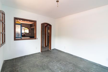 Sala de apartamento para alugar com 2 quartos, 610m² em Praça Seca, Rio de Janeiro