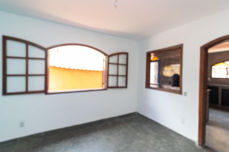 Sala de apartamento para alugar com 2 quartos, 610m² em Praça Seca, Rio de Janeiro