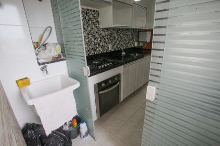 Apartamento à venda com 72m², 2 quartos e 1 vagaÁrea de Serviço