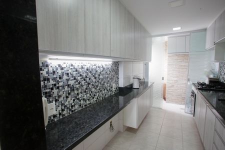 Apartamento à venda com 72m², 2 quartos e 1 vagaCozinha