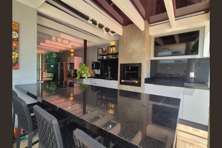 Casa de condomínio à venda com 356m², 4 quartos e 2 vagasÁrea gourmet 