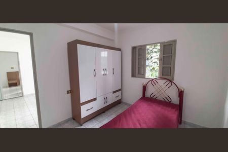 Quarto de casa para alugar com 2 quartos, 150m² em Padroeira, Osasco