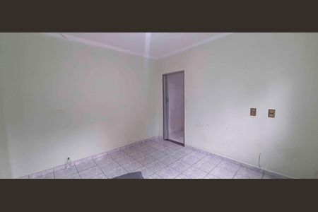 Sala de casa para alugar com 2 quartos, 150m² em Padroeira, Osasco