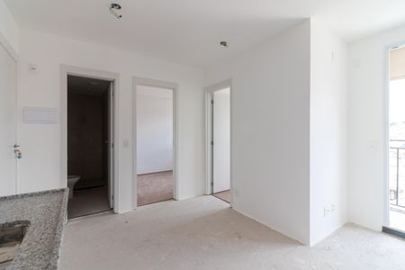 Sala e Cozinha de apartamento à venda com 2 quartos, 38m² em Vila Hebe, São Paulo