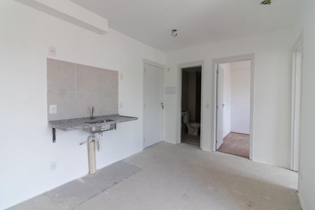 Sala e Cozinha de apartamento à venda com 2 quartos, 38m² em Vila Hebe, São Paulo