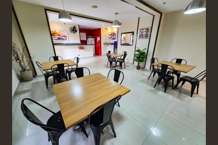 Apartamento para alugar com 60m², 2 quartos e 1 vagaÁrea comum - Salão de festas