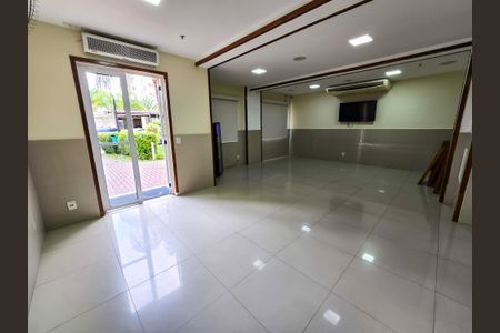 Apartamento para alugar com 60m², 2 quartos e 1 vagaÁrea comum - Salão de festas