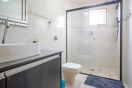 Apartamento para alugar com 74m², 2 quartos e 1 vagaBanheiro