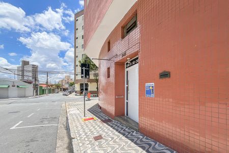 Apartamento para alugar com 74m², 2 quartos e 1 vagaFachada + plaquinha