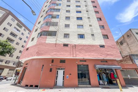 Apartamento para alugar com 74m², 2 quartos e 1 vagaFachada + plaquinha