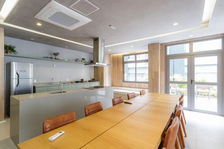 Apartamento à venda com 75m², 2 quartos e 2 vagasÁrea comum - Salão de festas