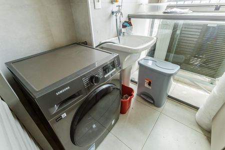 Apartamento à venda com 75m², 2 quartos e 2 vagasÁrea de Serviço