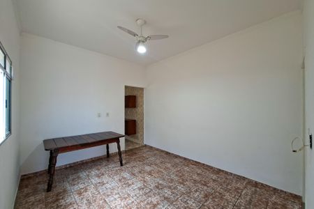Sala de casa para alugar com 2 quartos, 132m² em Maracanã, Praia Grande