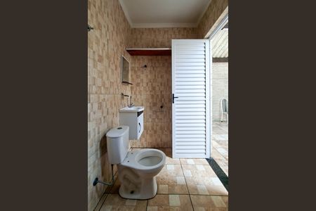 Casa para alugar com 132m², 2 quartos e 3 vagas Casa para alugar com 132m², 2 quartos e 3 vagasBanheiro 2