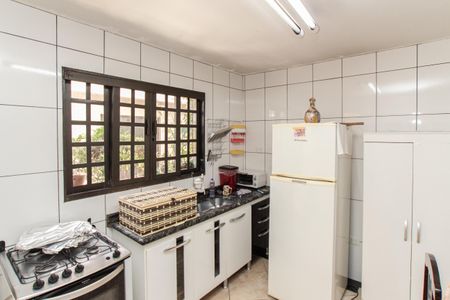 Casa à venda com 400m², 6 quartos e 4 vagasCasa 2 - Cozinha