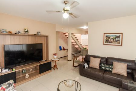 Casa à venda com 400m², 6 quartos e 4 vagasSala