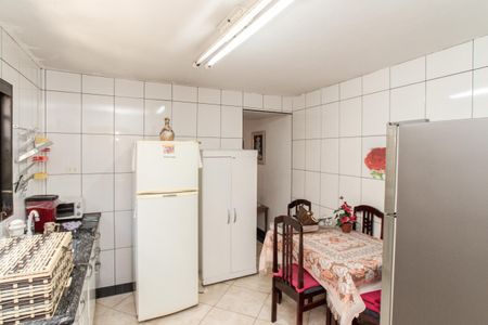 Casa à venda com 400m², 6 quartos e 4 vagasCasa 2 - Cozinha