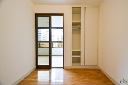 Apartamento para alugar com 108m², 3 quartos e 2 vagasQuarto 1