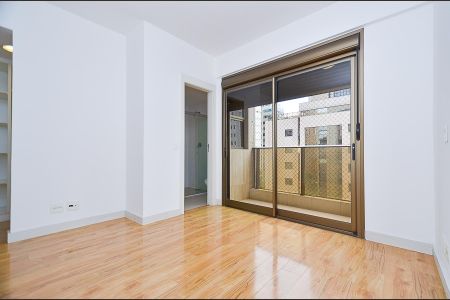 Apartamento para alugar com 108m², 3 quartos e 2 vagasSuíte