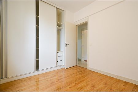 Apartamento para alugar com 108m², 3 quartos e 2 vagasQuarto 2