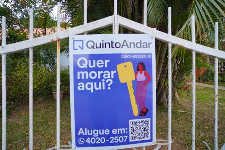 Casa à venda com 100m², 2 quartos e 2 vagasplaquinha 