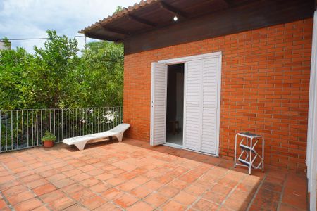 Casa à venda com 100m², 2 quartos e 2 vagasVaranda