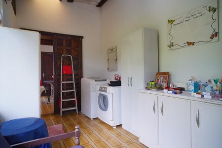 Casa à venda com 100m², 2 quartos e 2 vagasÁrea de Serviço