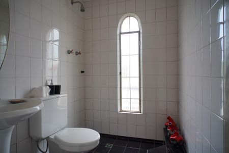 Casa à venda com 100m², 2 quartos e 2 vagasBanheiro