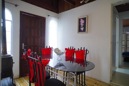 Casa à venda com 100m², 2 quartos e 2 vagasSala de Jantar