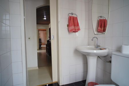 Casa à venda com 100m², 2 quartos e 2 vagasBanheiro