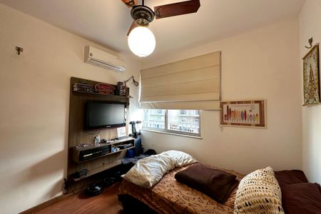 Apartamento à venda com 75m², 2 quartos e 1 vaga